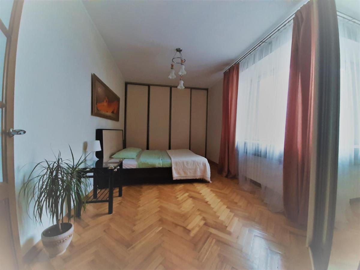 Apartment On Myasnikova 34 Minsk Dış mekan fotoğraf