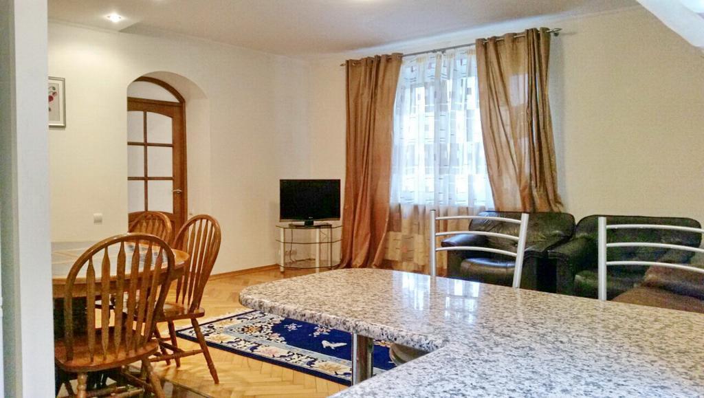 Apartment On Myasnikova 34 Minsk Dış mekan fotoğraf