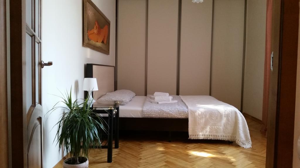 Apartment On Myasnikova 34 Minsk Dış mekan fotoğraf