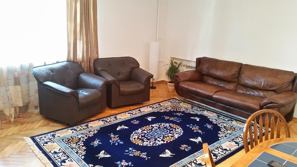 Apartment On Myasnikova 34 Minsk Dış mekan fotoğraf